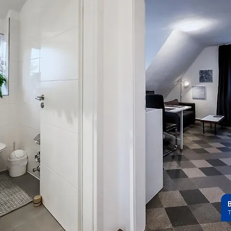 Kassel - Gemütliches Mit Parkplatz, Self-check-in&wlan - Onen8 Apartamento