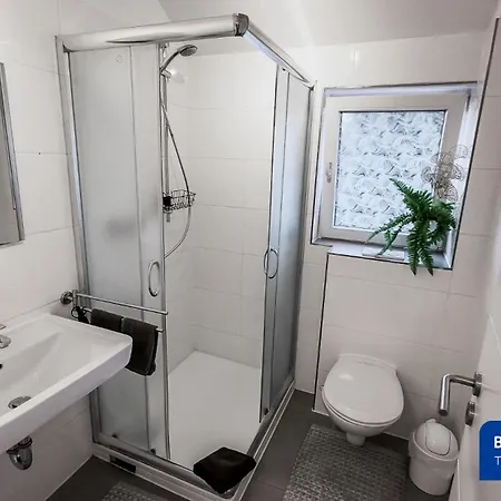 Kassel - Gemütliches Mit Parkplatz, Self-check-in&wlan - Onen8 Fuldatal