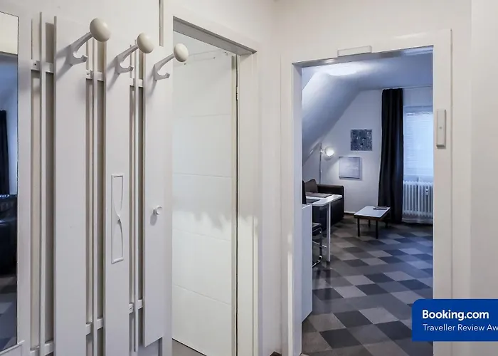 Kassel - Gemütliches Mit Parkplatz, Self-check-in&wlan - Onen8